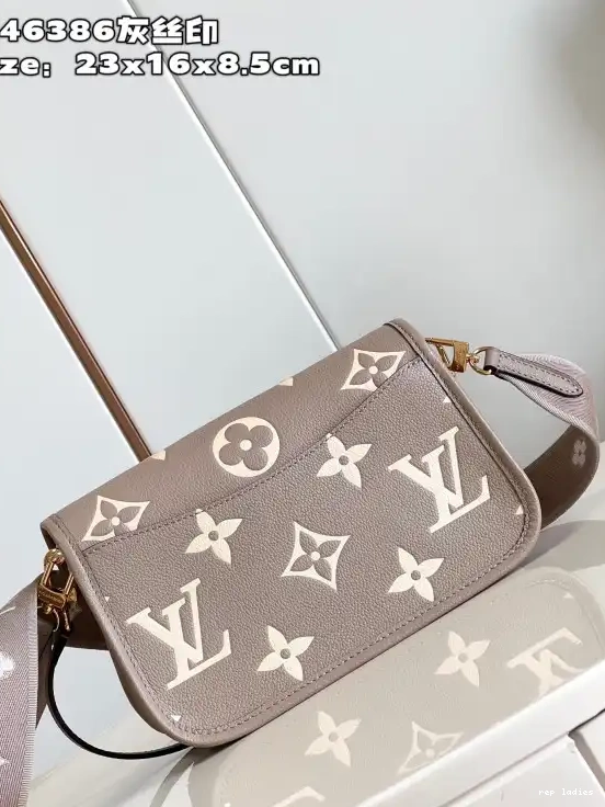Cheap VUITTON Nano Diane LOUIS 0624